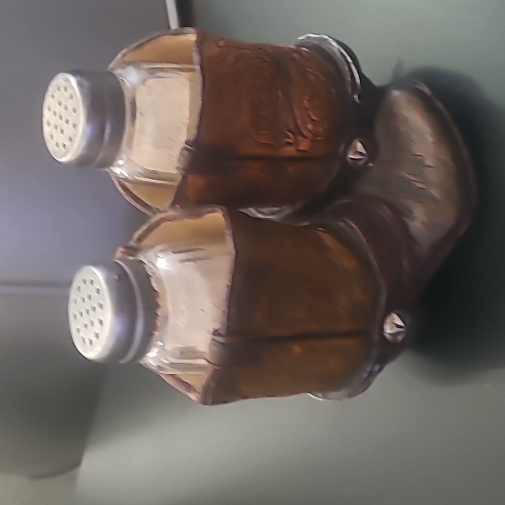 Cowboy salt and pepper shaker holder